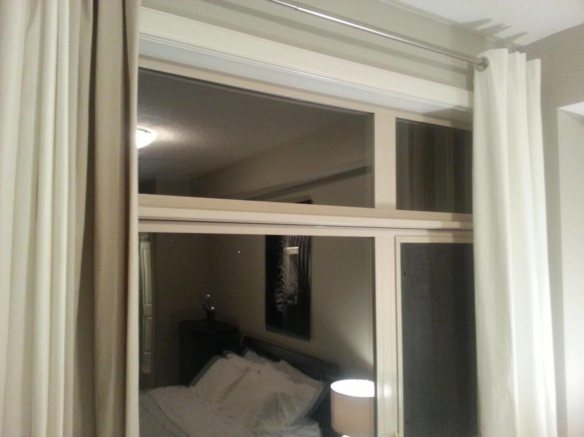 Pinnacle Inn & Suites Aspen YYC Zewnętrze zdjęcie