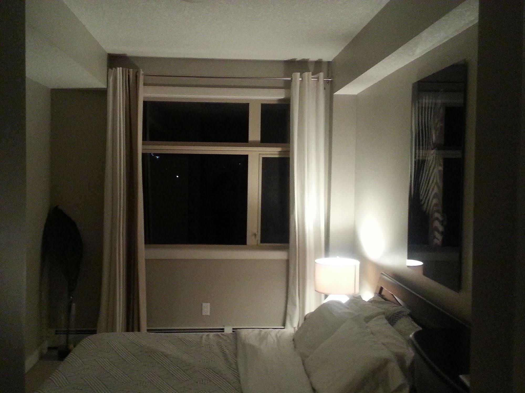 Pinnacle Inn & Suites Aspen YYC Zewnętrze zdjęcie